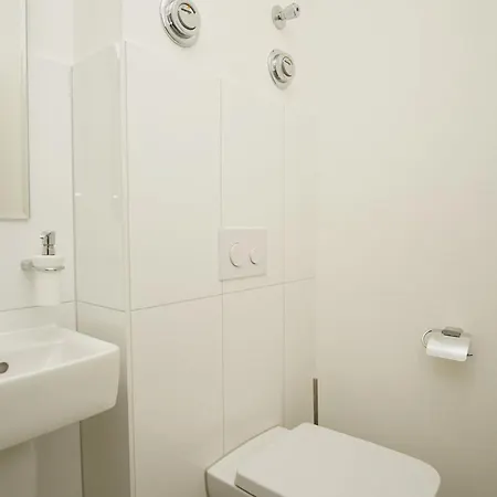 Meeresblick Fewo58 Mit Sauna- Und Schwimmbadnutzung Im Ahoi Sellin Goehren (Ruegen)